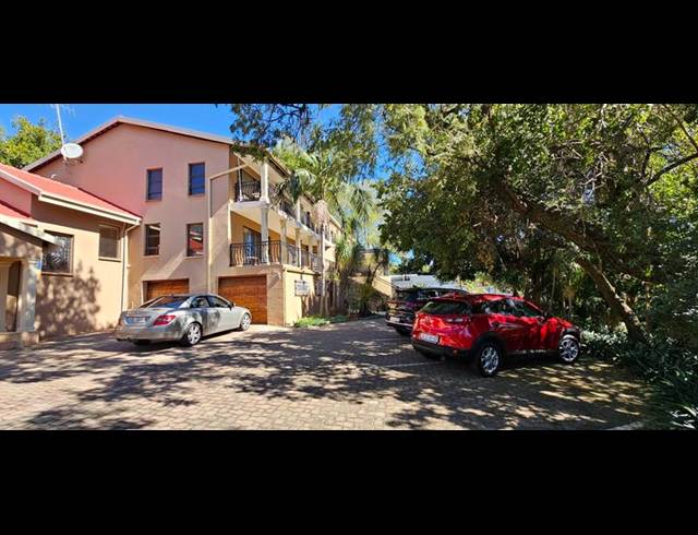 10 BEDROOM HOUSE FOR SALE IN MONTANA PARK